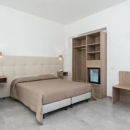 The Village Salento Ξενοδοχείο 3*